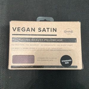 Vegan satin pillowcase-STANDARD SIZE